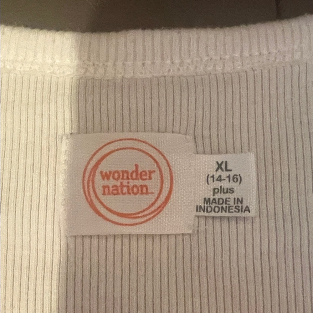 Girls size 14-16 Button-Up Top - Picture 2 of 5